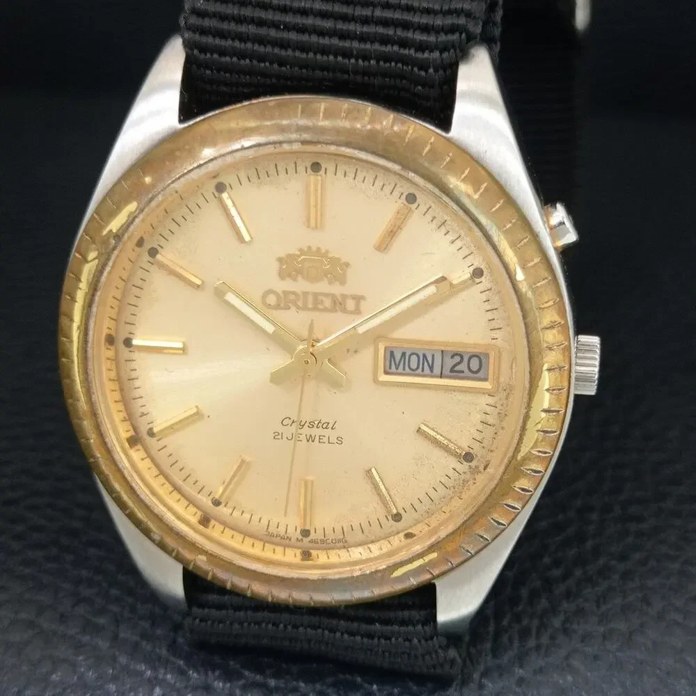 Vintage 1971 Orient Automatic Mens Silver Watch W/daydate & Gold accents